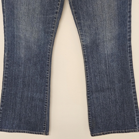 25 LEVI'S 515 RELAXED BOOT CUT JEANS SIZE 10 SLIM - Picture 5 of 10